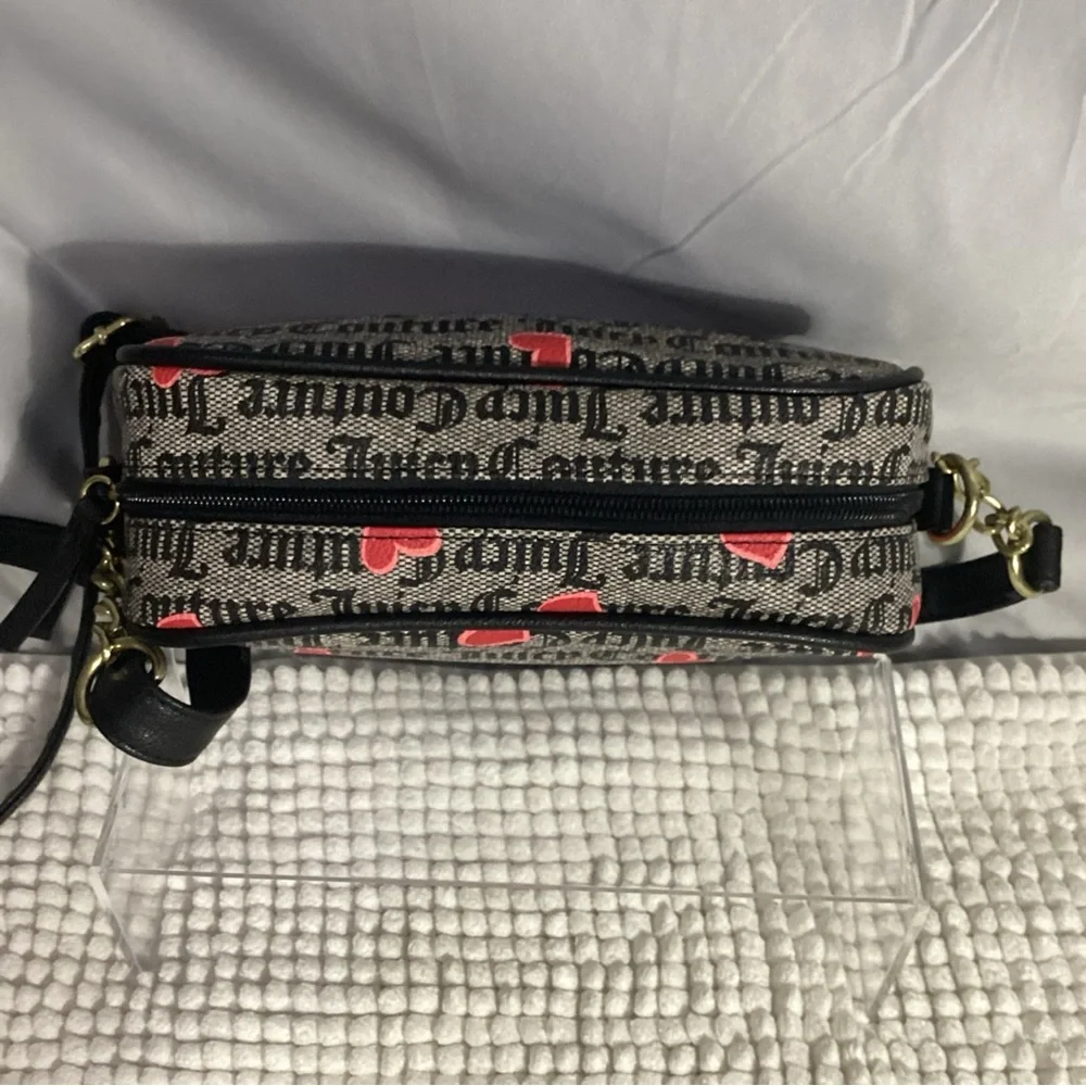 Juicy Couture Red Hearts Black & Gray Logo Camera Shoulder Crossbody Bag